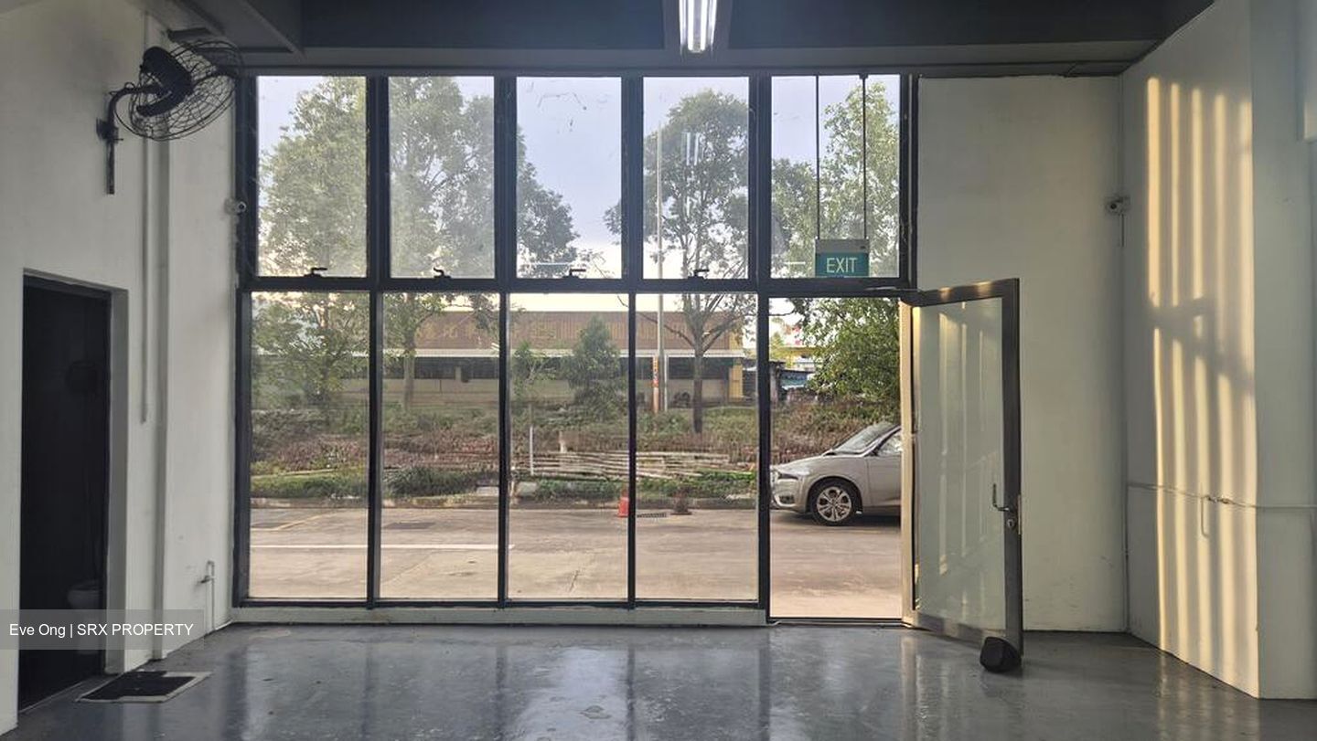 E9 Premium (D27), Factory #501215631